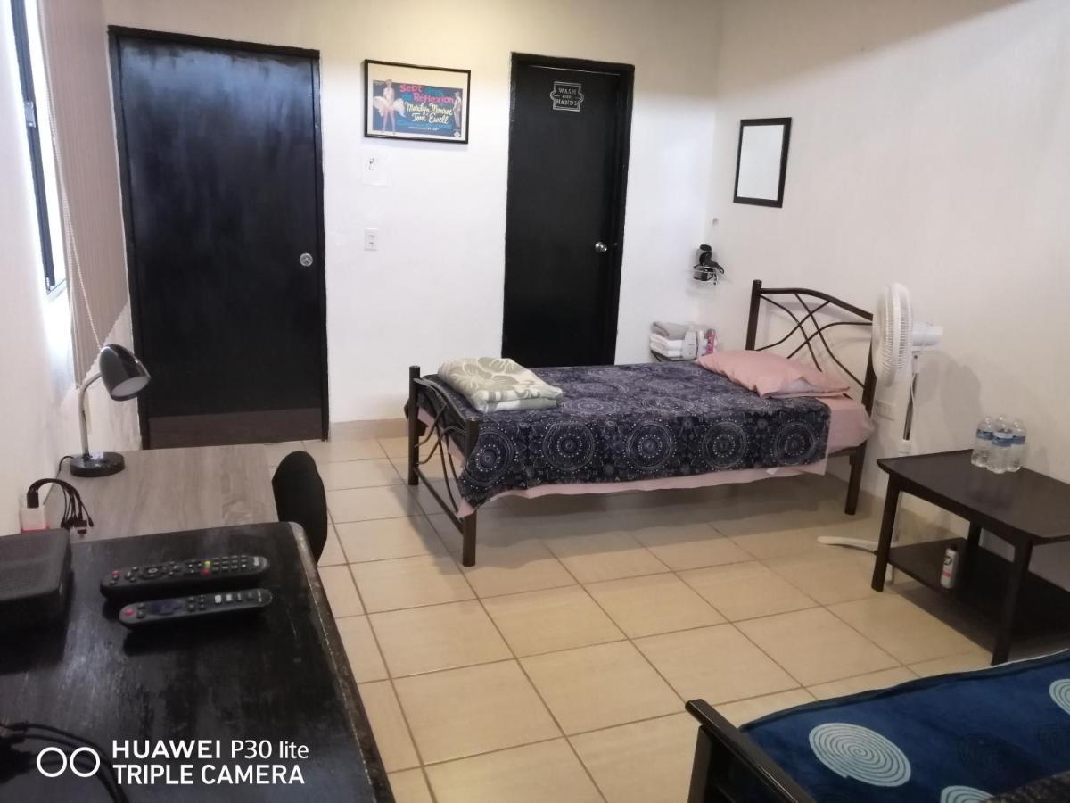 Monchita'S Ensenada Baja, Apartments For Rent. Kültér fotó